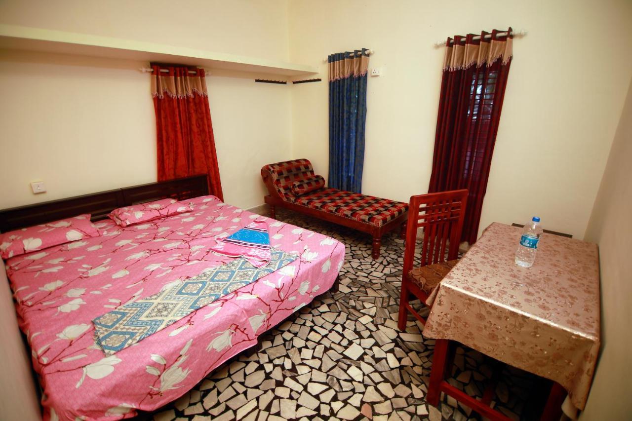 Munroe Lagoons Kollam Extérieur photo
